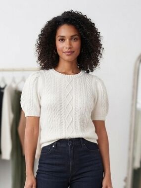 Short-Sleeve Cable Knit Crewneck Sweater in Cream